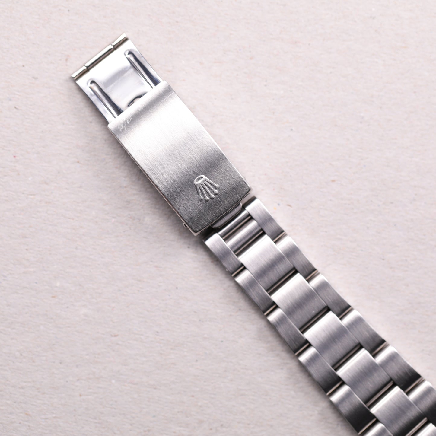 Rolex 6694 | 34 mm | 1966 | Cadran argent | Acier