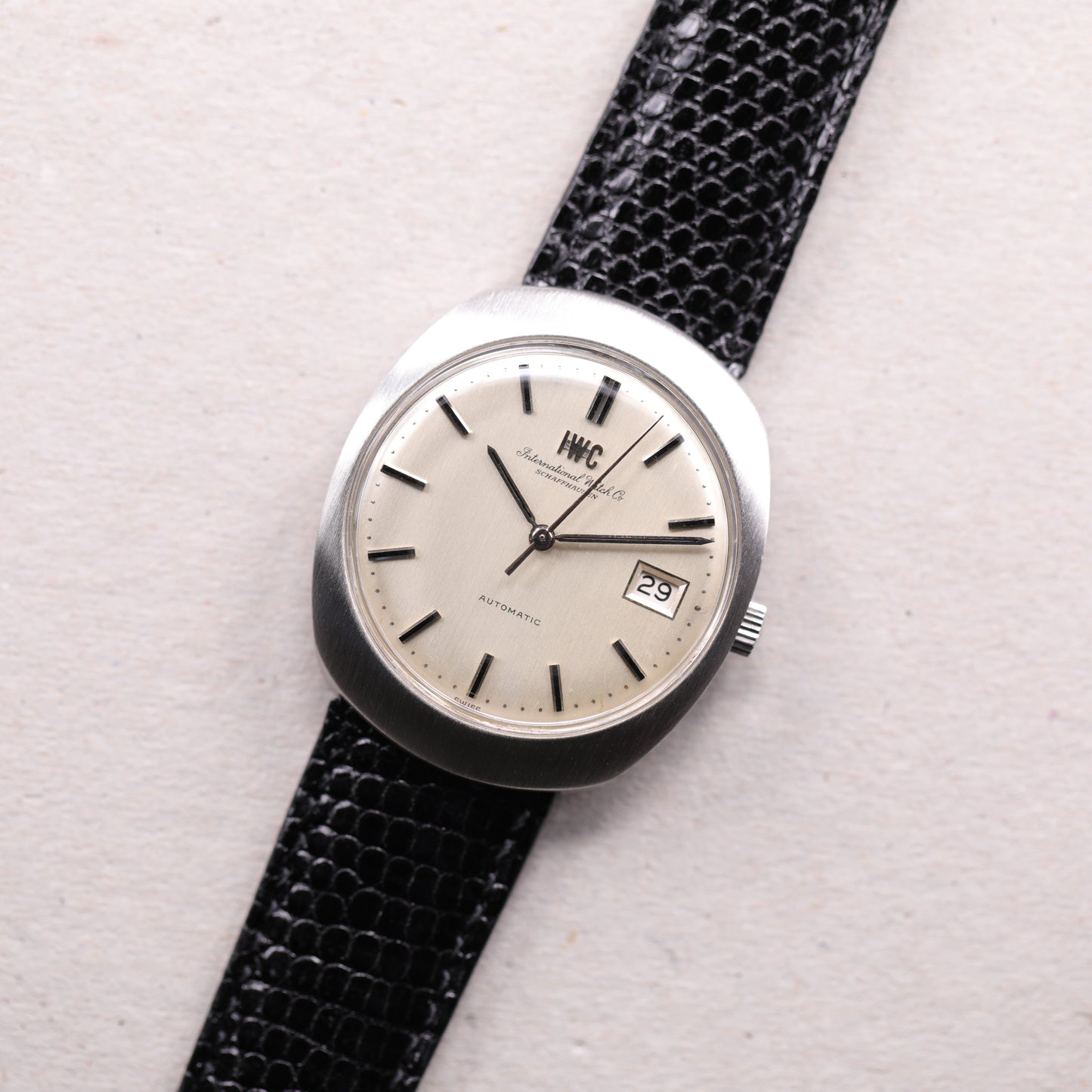 IWC Automatic C8541B | 35 mm | CIRCA 1970 | Cadran beige | Acier