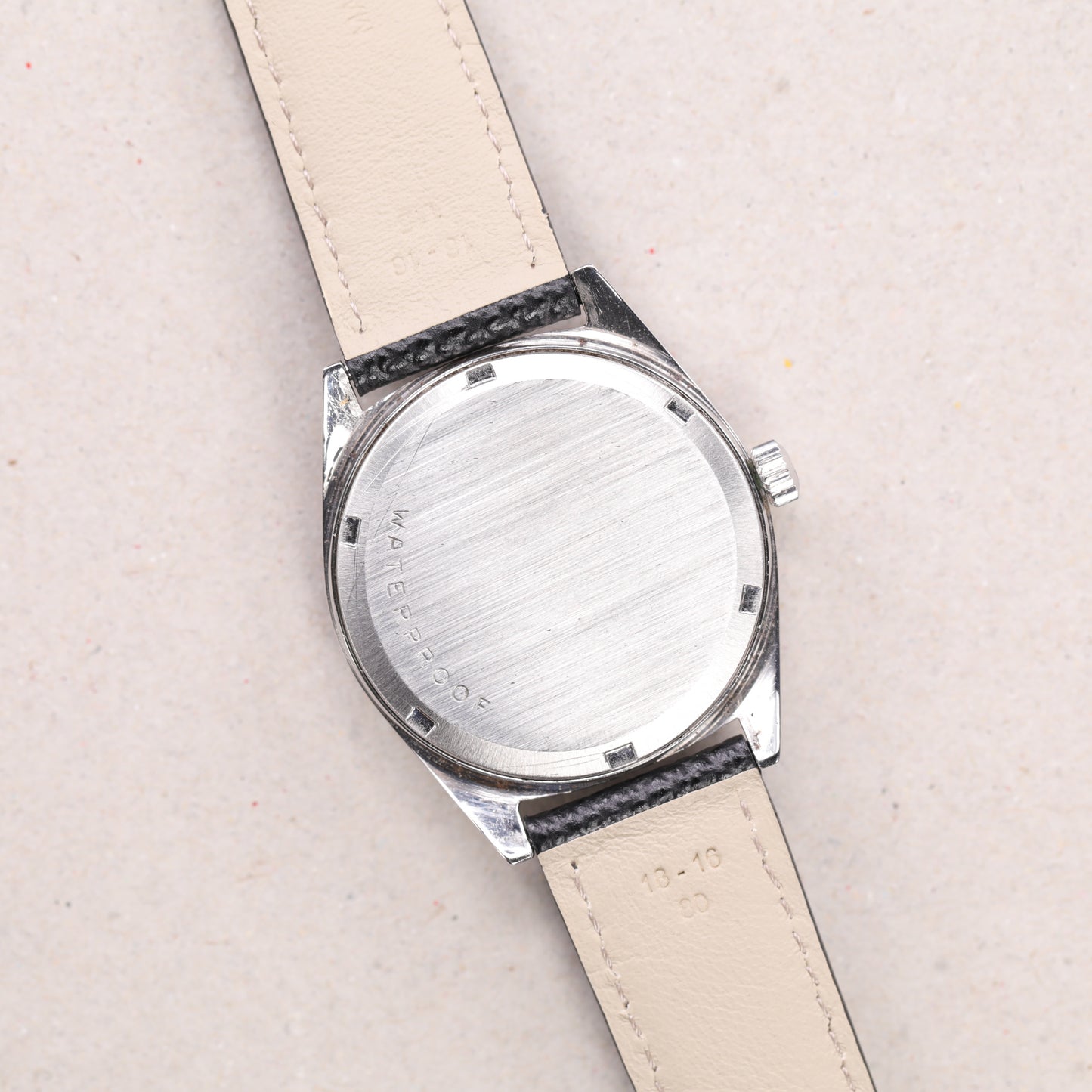 Omega 135.041 | 34mm | 1969 | Cadran argent | Acier