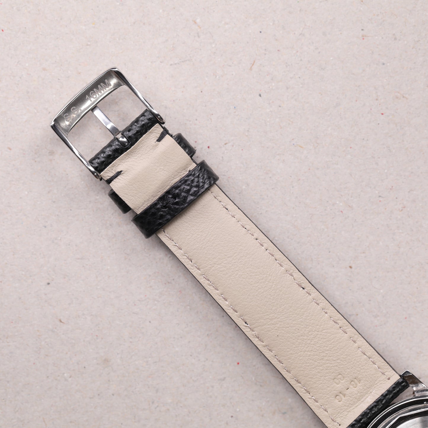 Longines 7841 1 | 35 mm | CIRCA 1960 | Cadran argent | Acier / Cuir