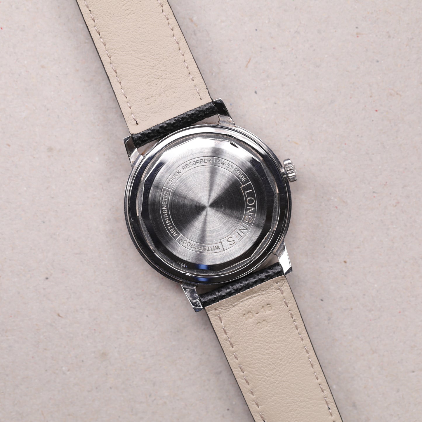 Longines 7841 1 | 35 mm | CIRCA 1960 | Cadran argent | Acier / Cuir