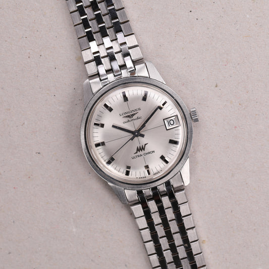 Longines 8309 | 34,5mm | CIRCA 1970 | Cadran argent | Acier