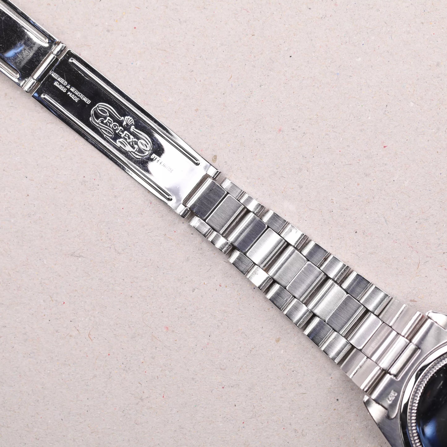 Rolex 6426 | 34 mm | 1971 | Cadran argent lin | Acier