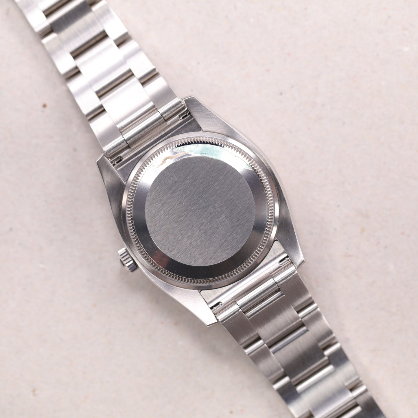 Rolex 114200 | 34 mm | 2012 | Cadran argent | Boite & Papiers | Acier