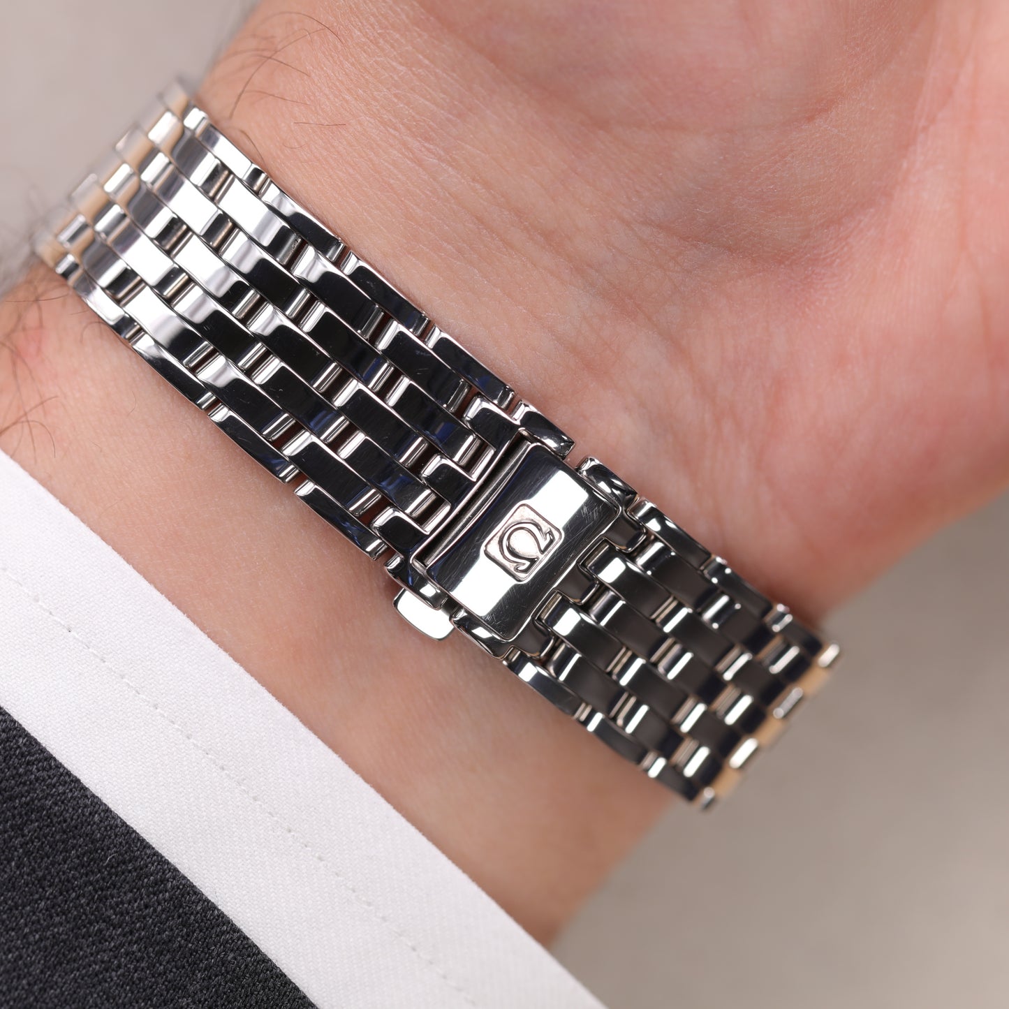 Omega de Ville Prestige 145.0050 | 36 mm | 1985 | Cadran argent | Acier
