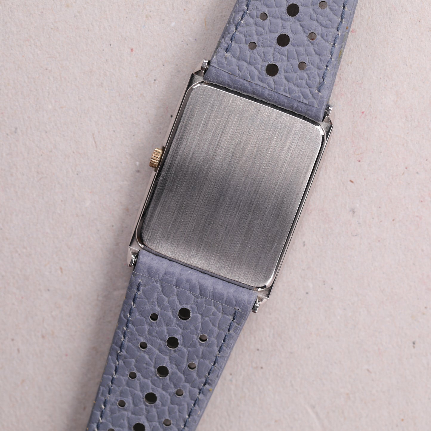 Omega Genève | 110.0116 | 30*42 mm | 1973 | Acier