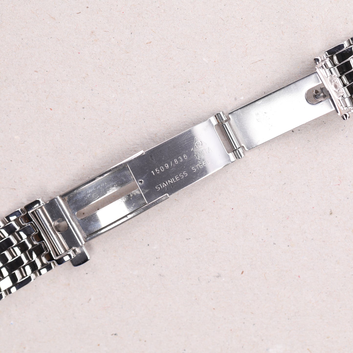 Omega de Ville Prestige 145.0050 | 36 mm | 1985 | Cadran noir | Acier