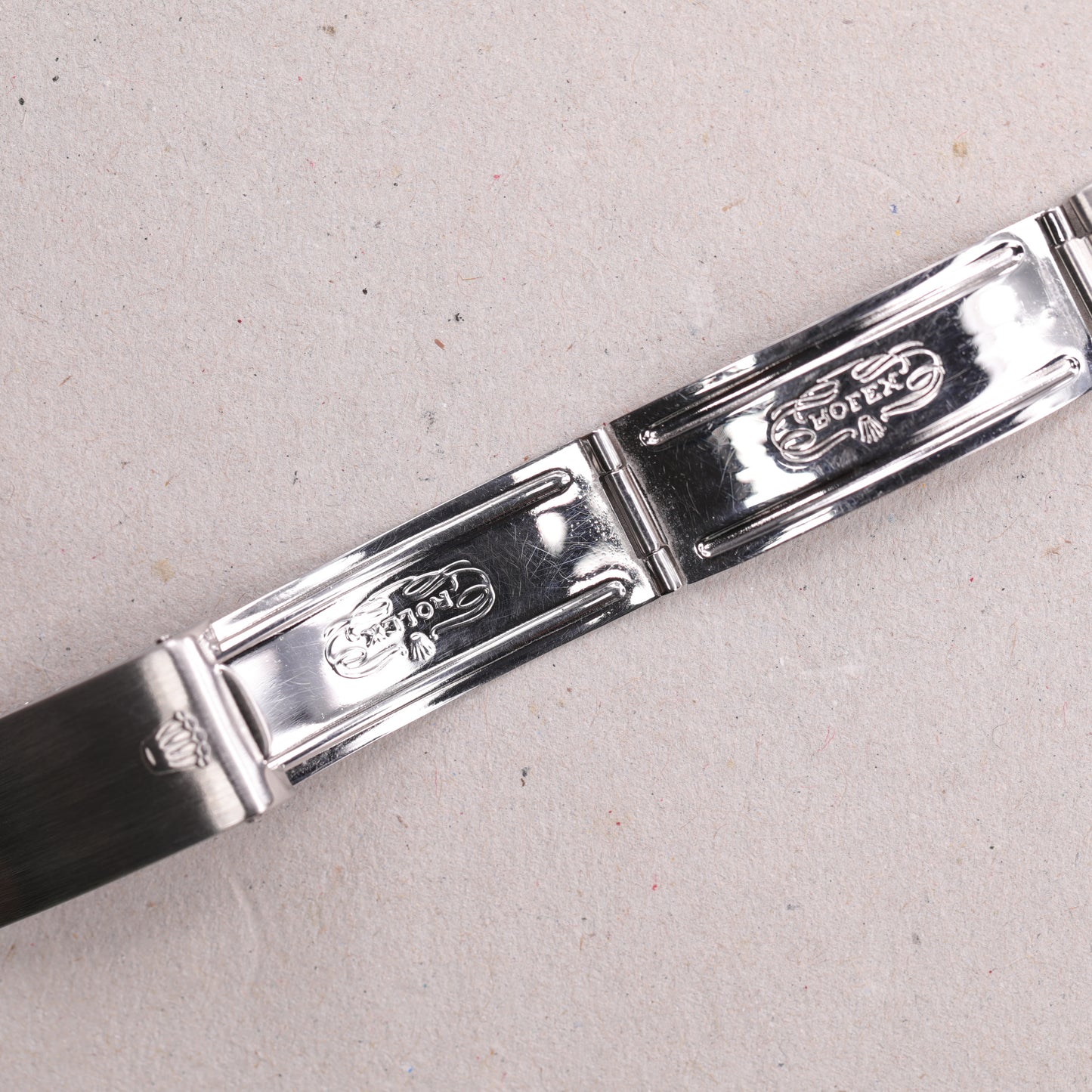 Rolex 14000 | 34 mm | 1991 | Cadran argent | Carte de service Rolex | Acier