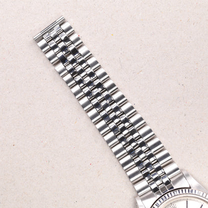 Rolex 1601 | 36 mm | 1972 | Cadran argent | Acier