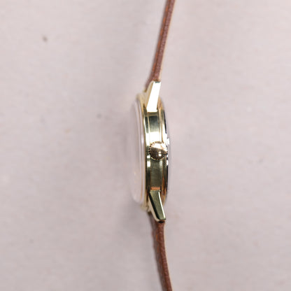 Girard Perregaux Gyromatic 461-379 | 34 mm | CIRCA 1970 | Cadran doré | Plaqué or