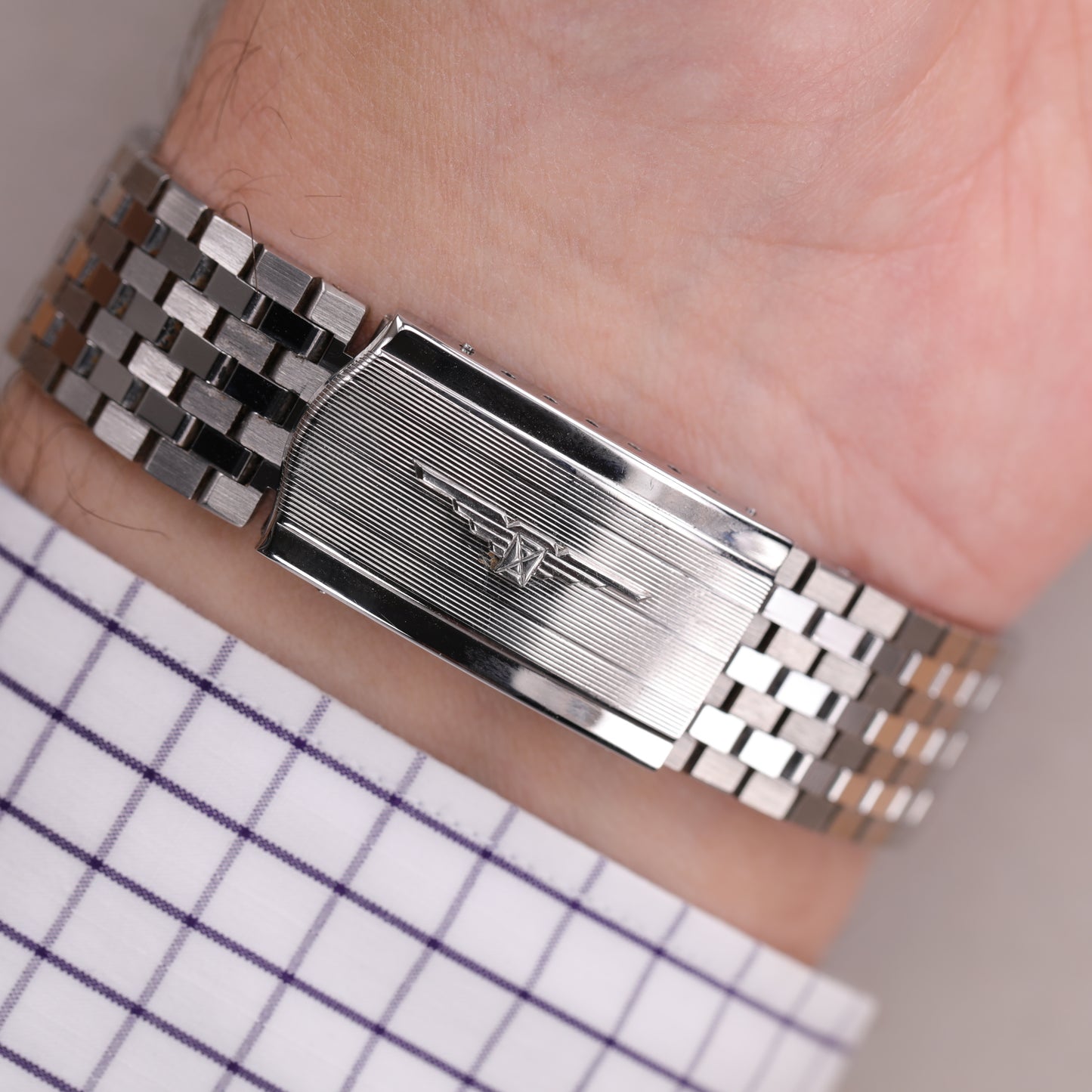 Longines 8309 | 34,5mm | CIRCA 1970 | Cadran argent | Acier