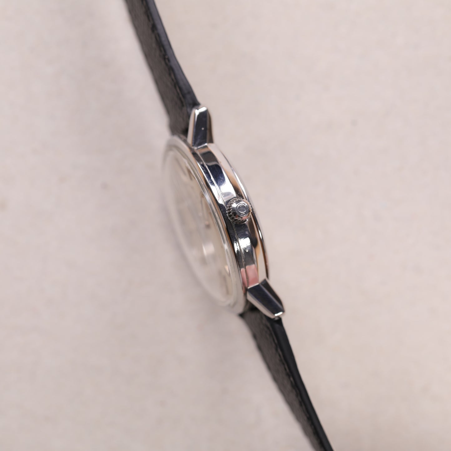 Omega de Ville 166.0161 | 35 mm | 1973 | Cadran argent | Acier