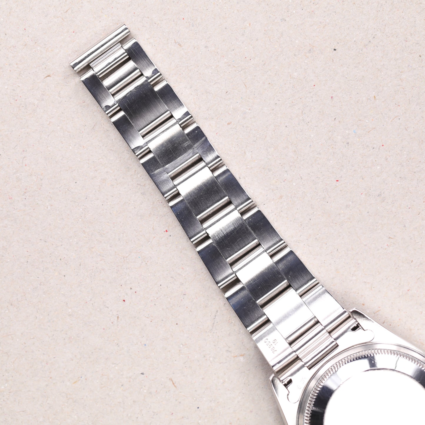 Rolex 15200 | 34 mm | 1994 | Cadran argent (beige) | Acier