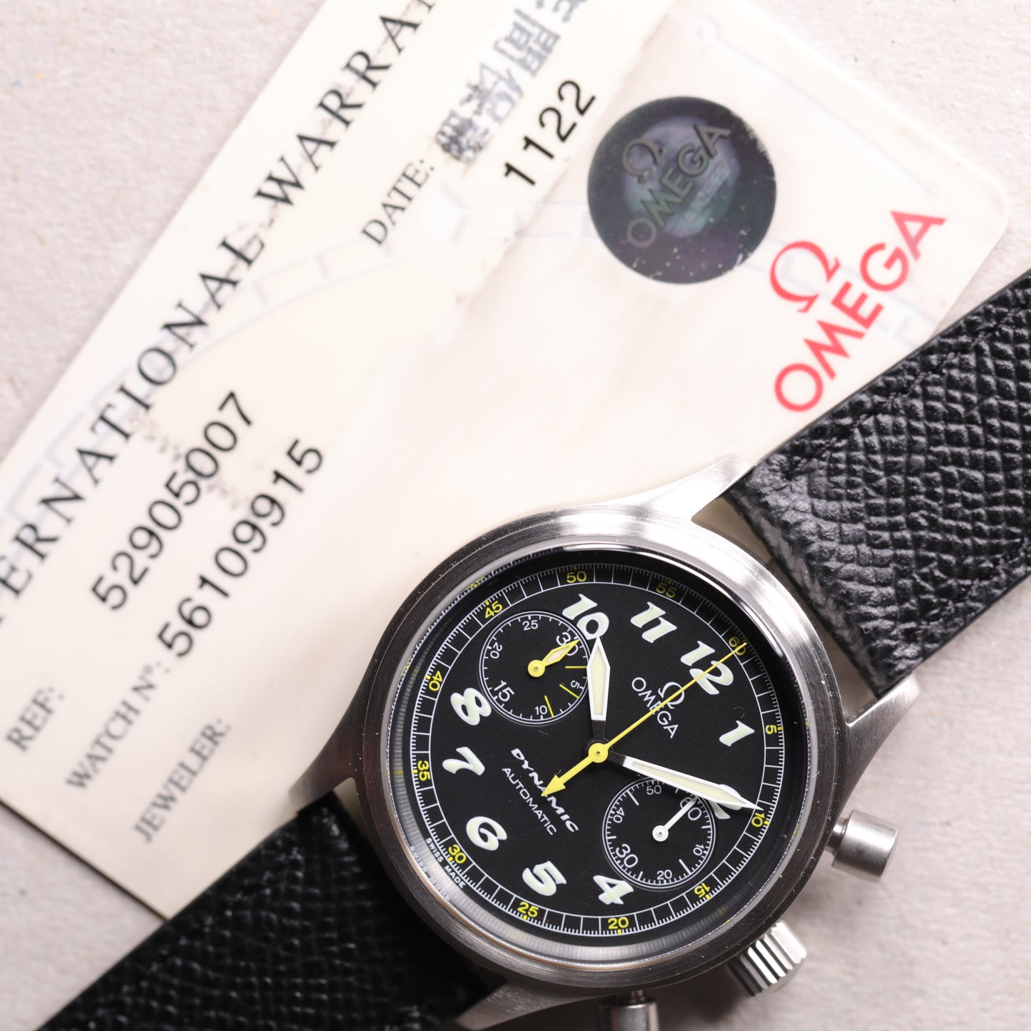 Omega 52905007 | 38 mm | 1998 | Cadran noir | Boite & Papiers | Acier