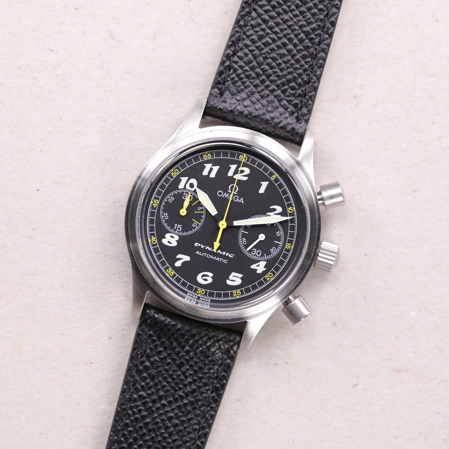 Omega 52905007 | 38 mm | 1998 | Cadran noir | Boite & Papiers | Acier