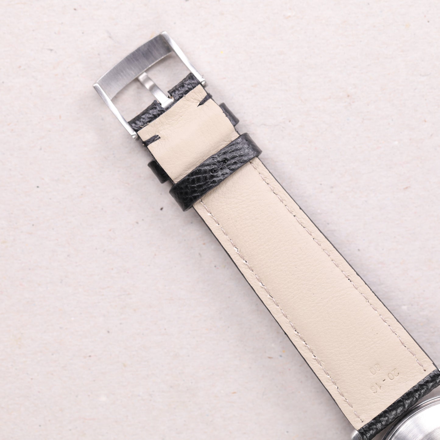 Omega 52905007 | 38 mm | 1998 | Cadran noir | Boite & Papiers | Acier