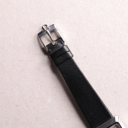 Omega 511.0476 | 24*32 mm | 1975 | Cadran gris | Acier