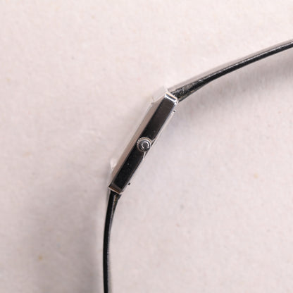 Omega 511.0476 | 24*32 mm | 1975 | Cadran gris | Acier