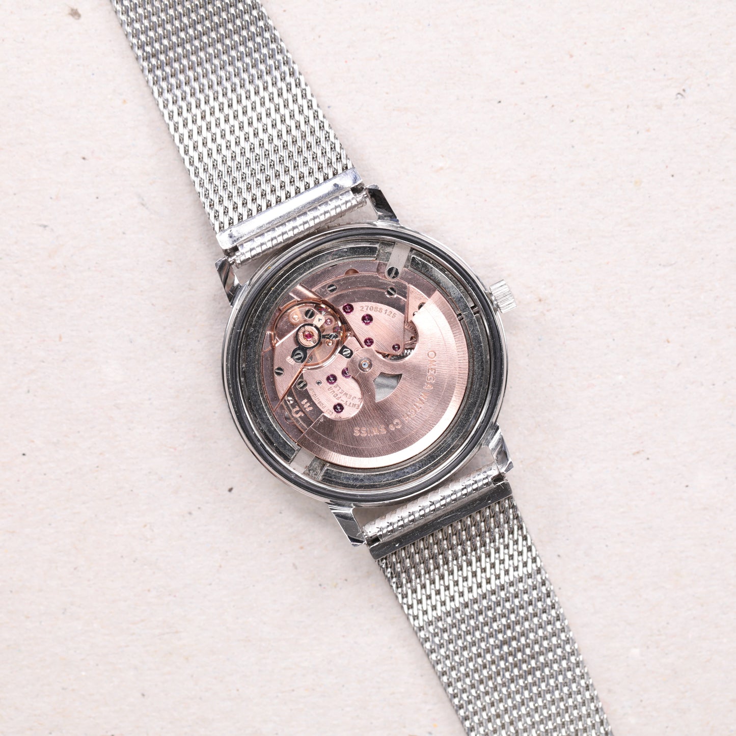 Omega 165.008 | 34,5 mm | 1968 | Cadran texturé Lin | Écrin Omega | Acier