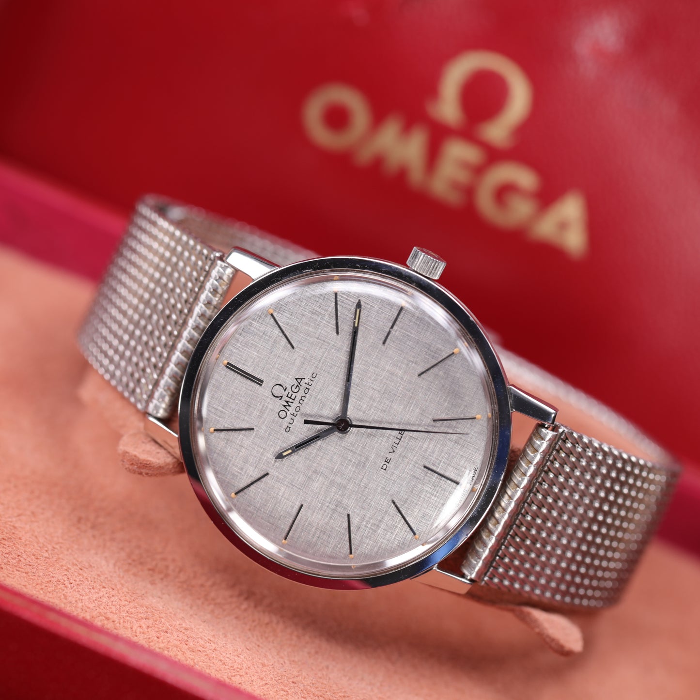 Omega 165.008 | 34,5 mm | 1968 | Cadran texturé Lin | Écrin Omega | Acier