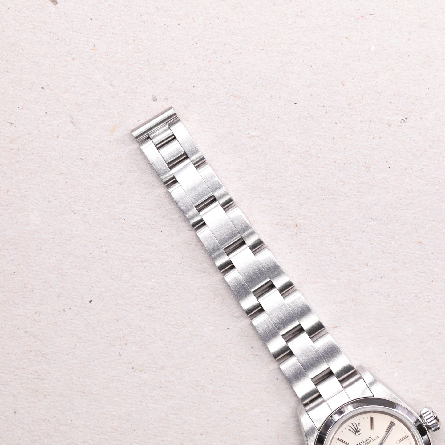 Rolex 67180 | 26 mm | 1999 | Cadran argent | Boite & Papiers | Acier