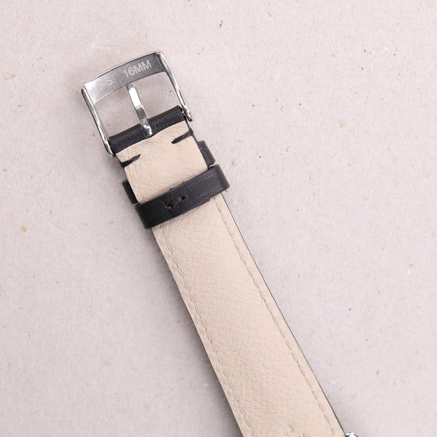 Rolex 6426 | 34 mm | 1974 | Cadran argent | Acier