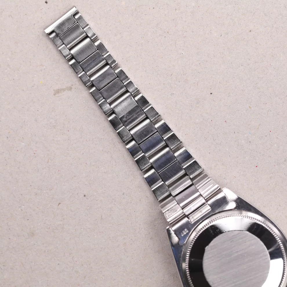 Rolex Oyster Perpetual Date - 1500
