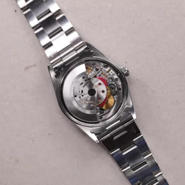Rolex Oyster Perpetual Date – 15210