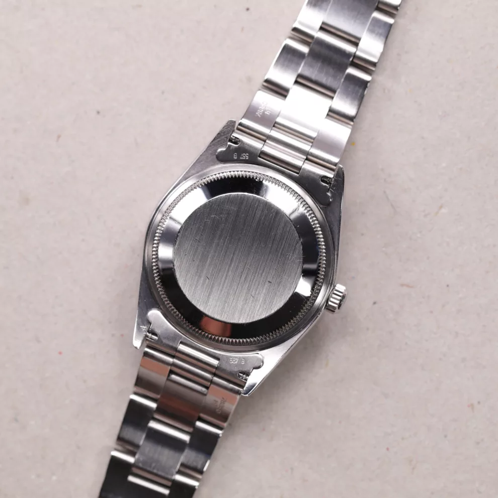 Rolex Oyster Perpetual Date – 15210