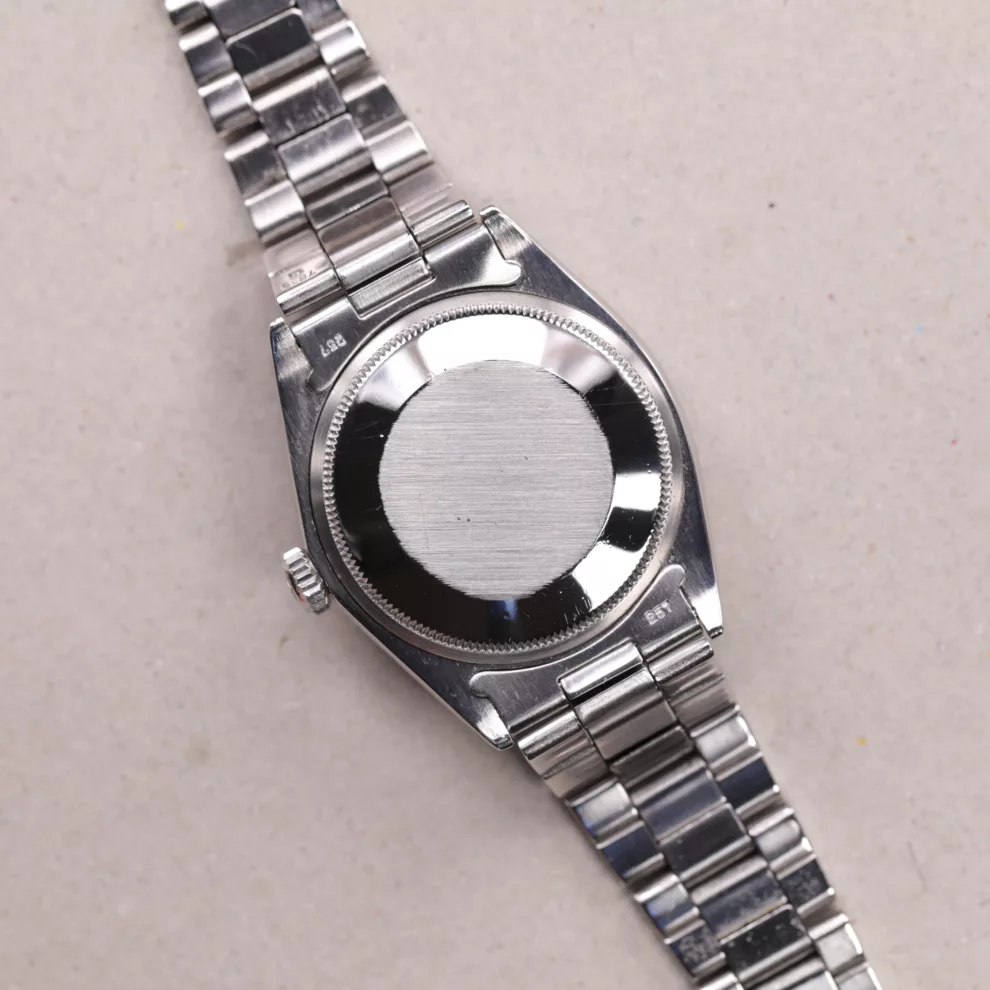 Rolex Oyster Perpetual Date - 1500